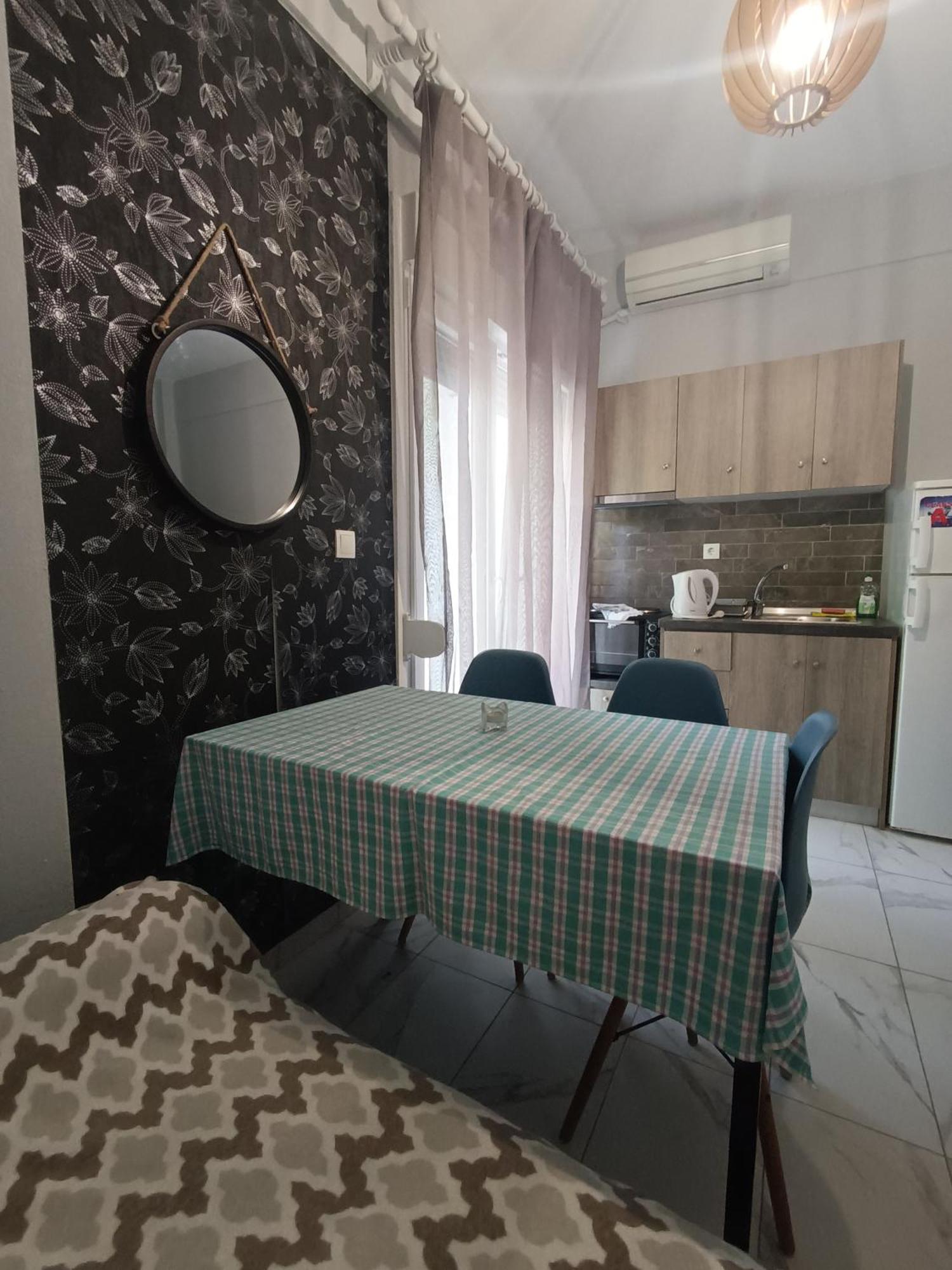 Deluxe Seaside Apartment Konstantinidis Nea Poteidaia Exteriör bild